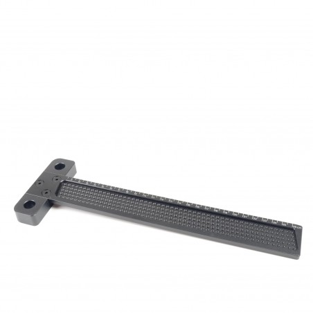 Linijka traserska typu T