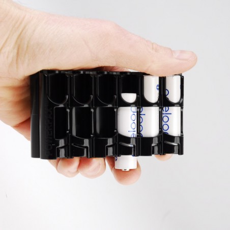 Storacell czarny na 12 baterii AA